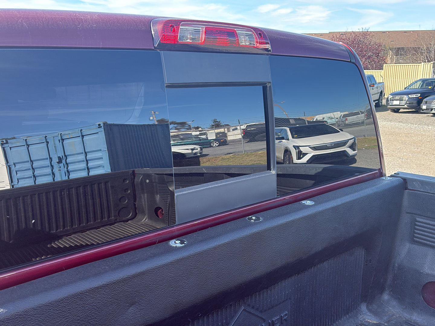 Used 2015 GMC Sierra 1500 SLE w/ SLE Value Package AWD/4WD image 28