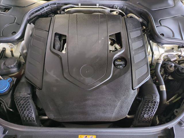 Used 2020 Mercedes-Benz S 560 Sedan image 24