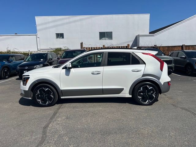 Certified 2024 Kia Niro Wave w/ Wave Preserve Package FWD image 4