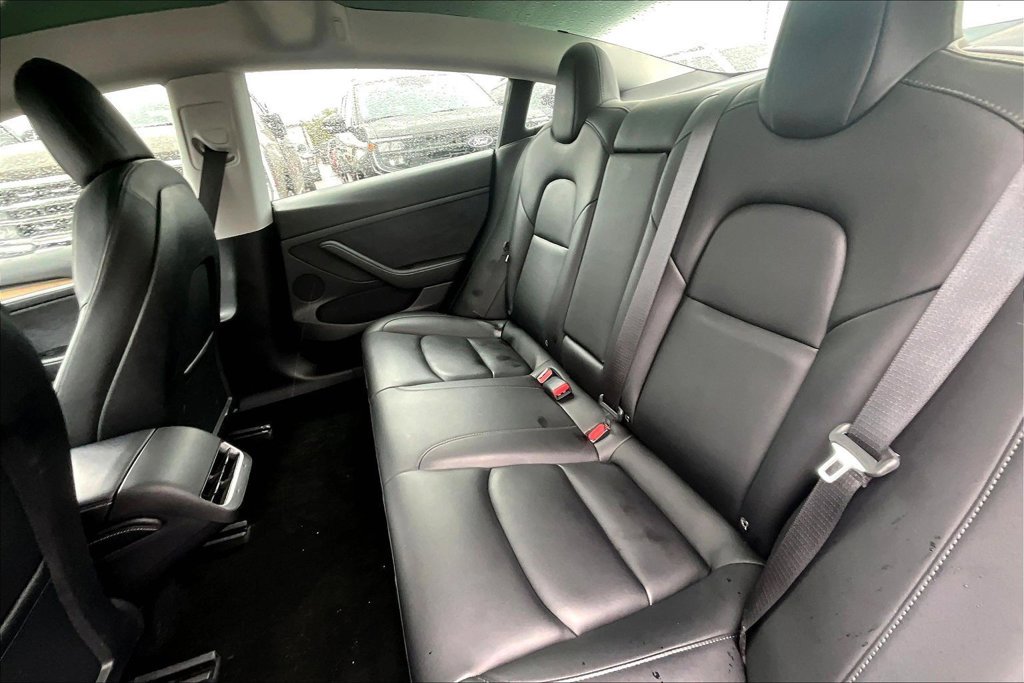 Used 2021 Tesla Model 3 Standard Range Plus RWD image 27