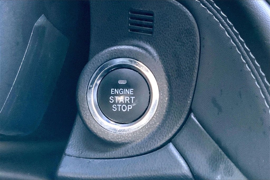 Used 2023 Subaru Outback Limited XT w/ Popular Package #2 image 15