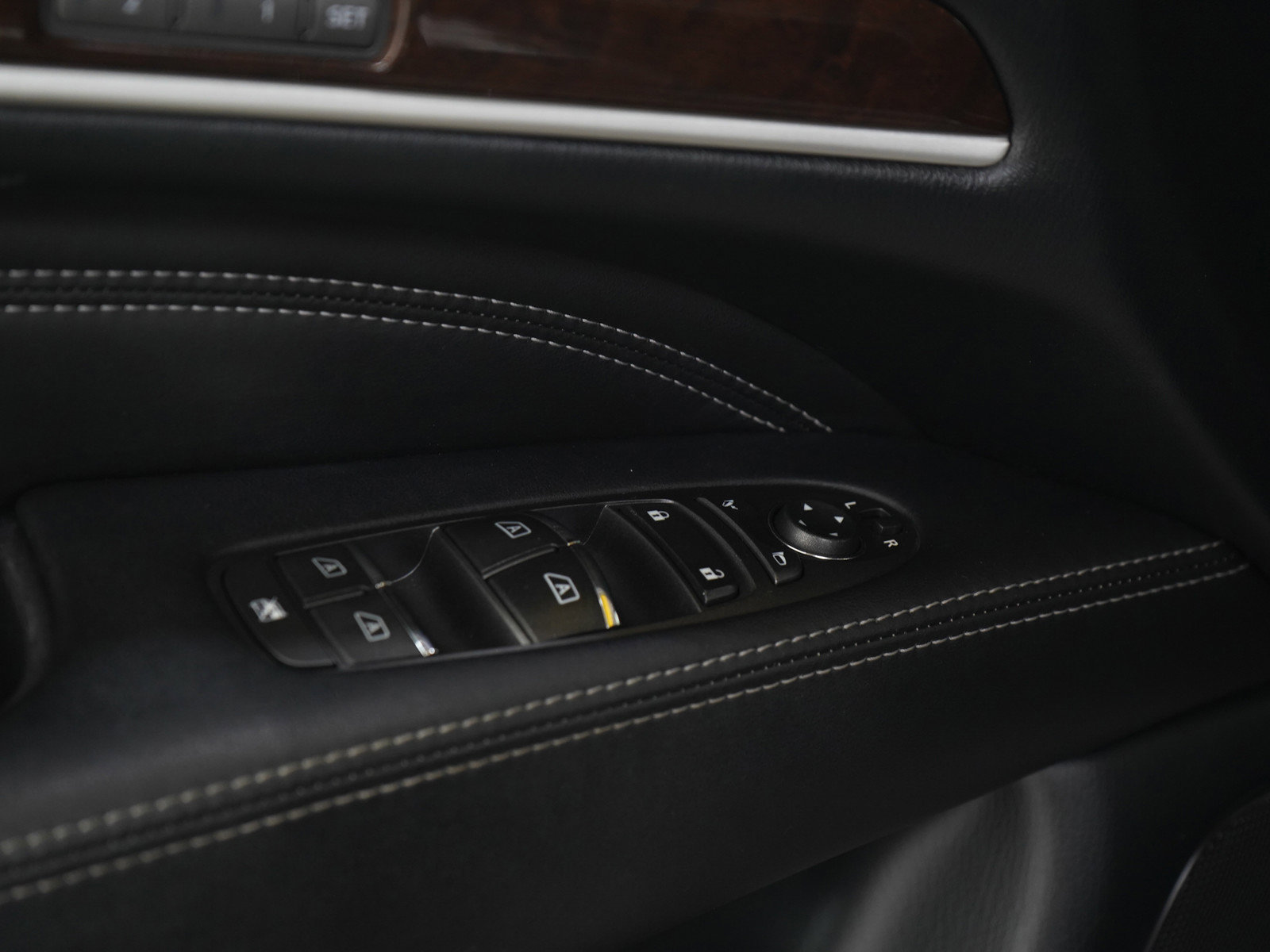 Used 2020 INFINITI QX60 Luxe w/ Sensory Package image 24