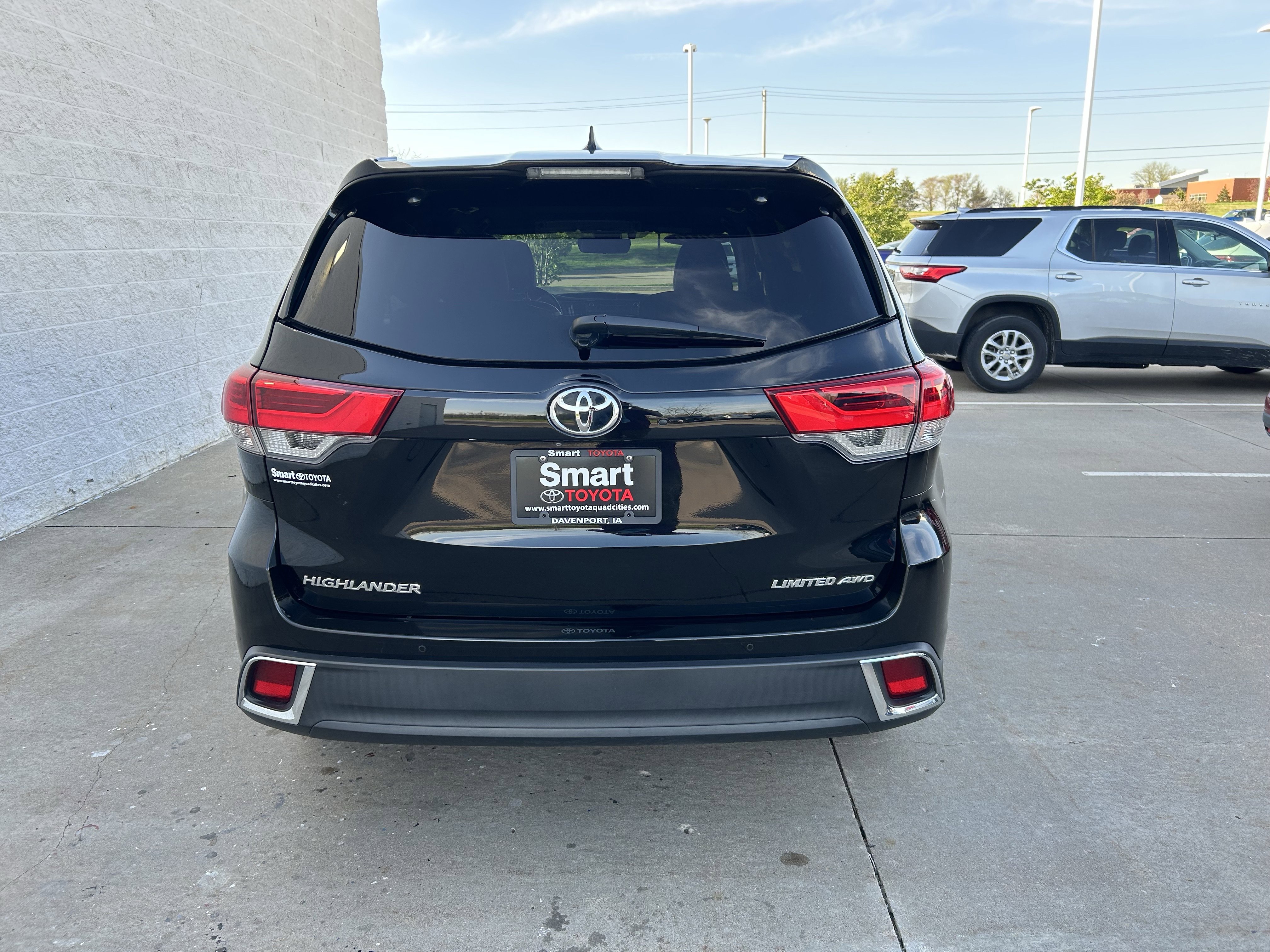 Used 2019 Toyota Highlander Limited Platinum AWD/4WD image 5