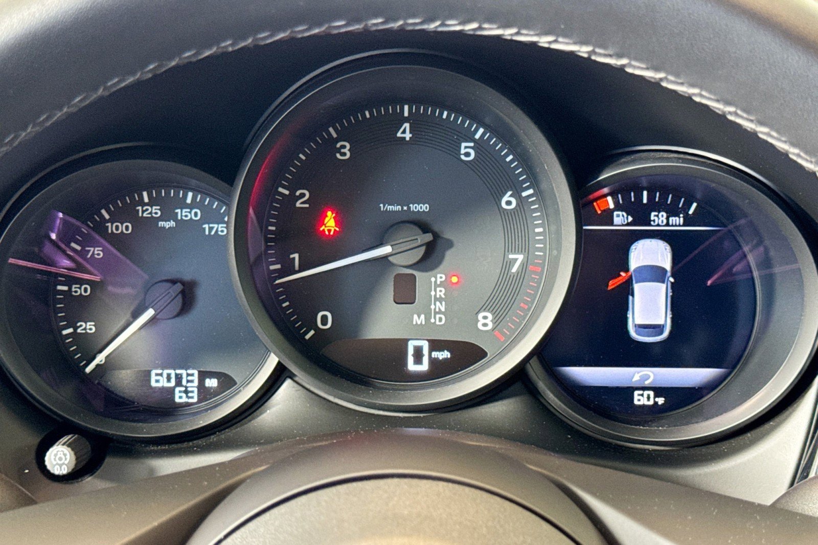 Used 2024 Porsche Macan Turbo image 11