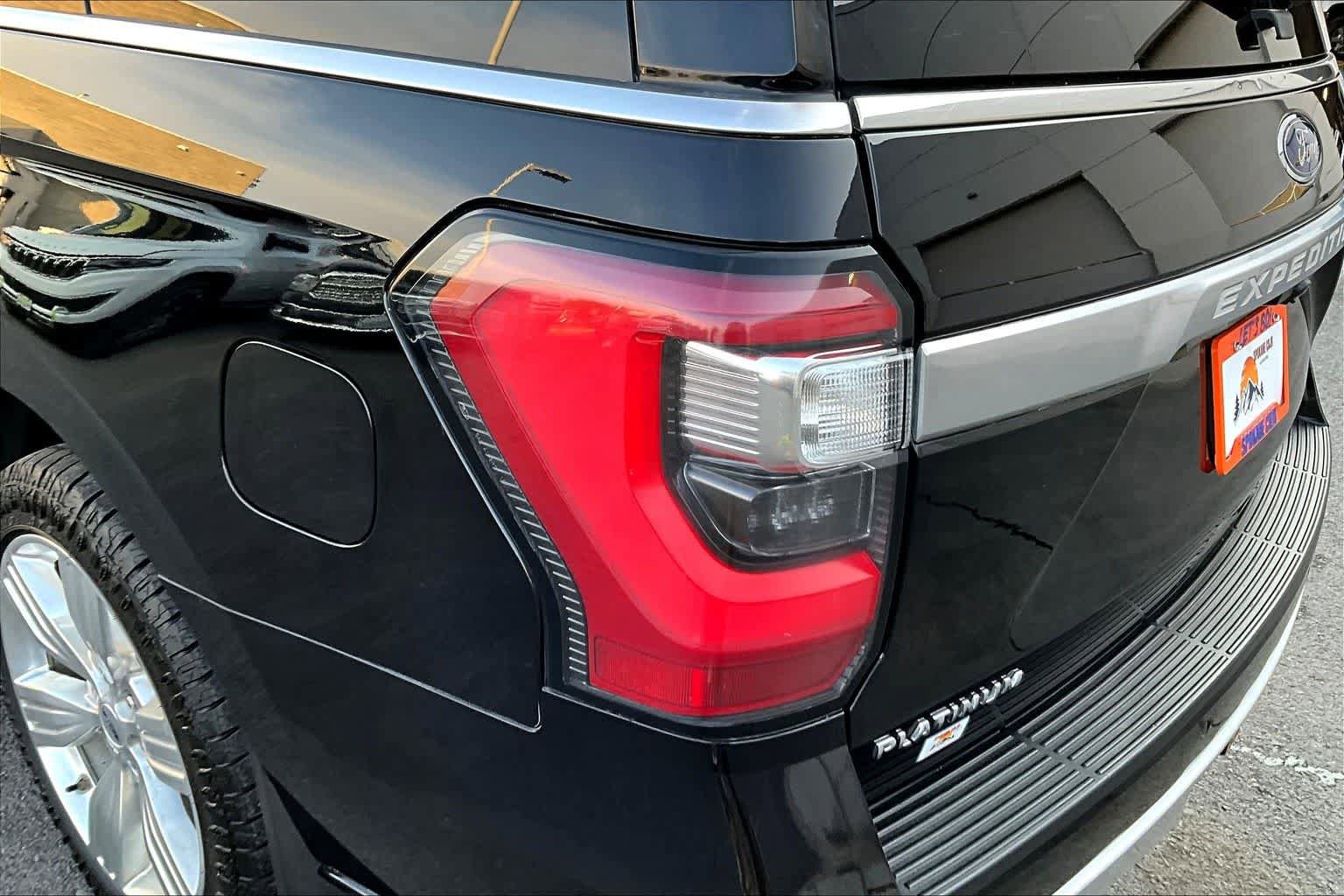 Used 2021 Ford Expedition Platinum AWD/4WD image 32