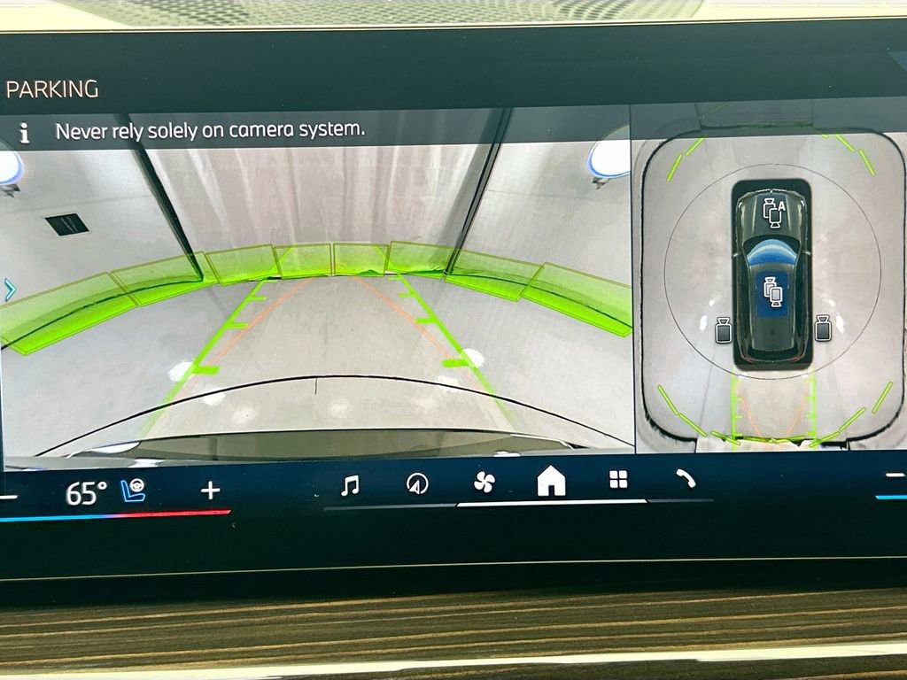 Certified 2026 BMW X5 xDrive40i w/ M Sport Package image 15