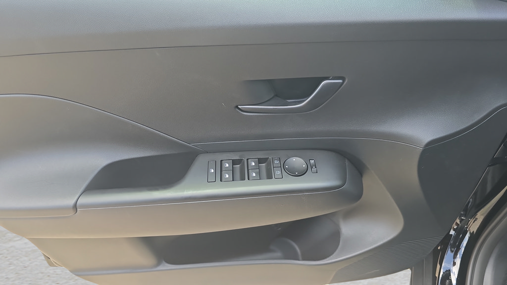 New 2026 Hyundai Kona SEL Sport FWD image 16