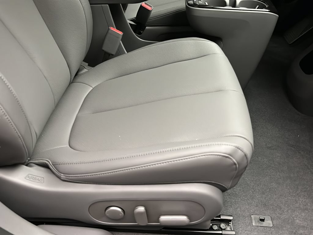 New 2026 Hyundai Ioniq 5 SEL AWD/4WD image 17