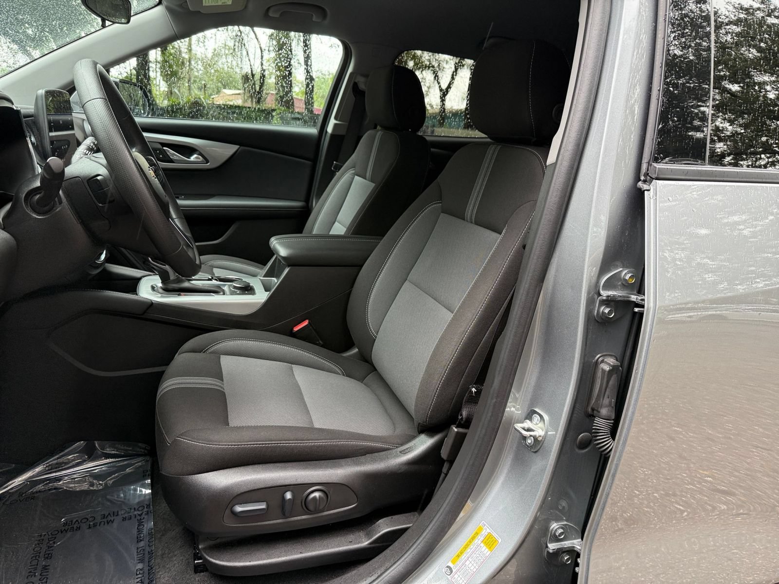 Used 2026 Chevrolet Blazer LT FWD image 33