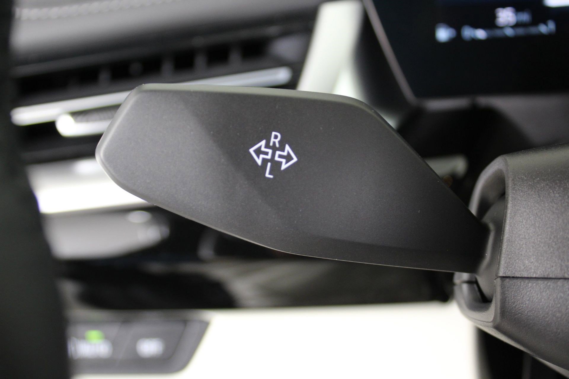 New 2026 BMW X1 xDrive28i w/ Technology Package image 29