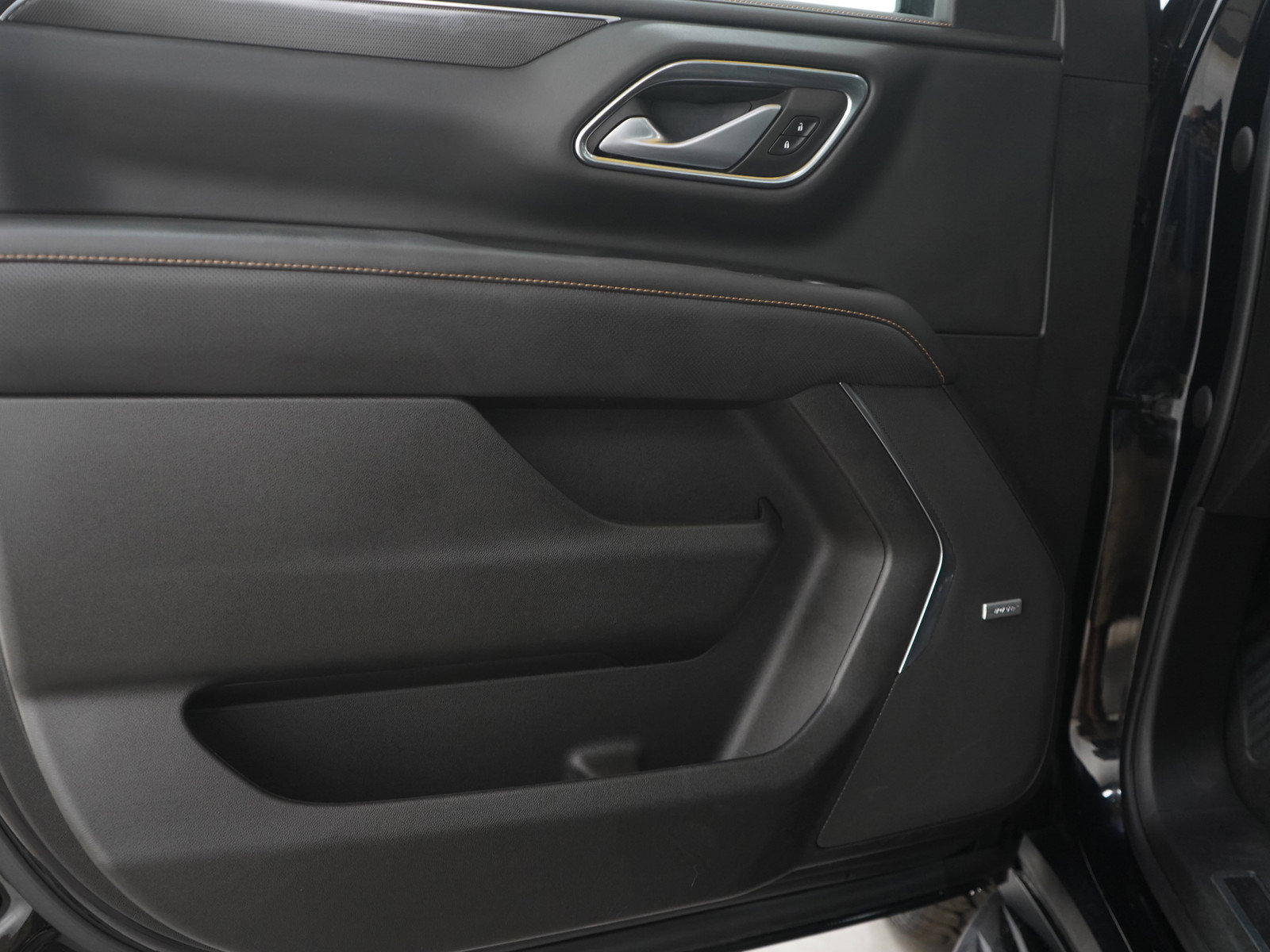 Used 2022 GMC Yukon AT4 AWD/4WD image 21