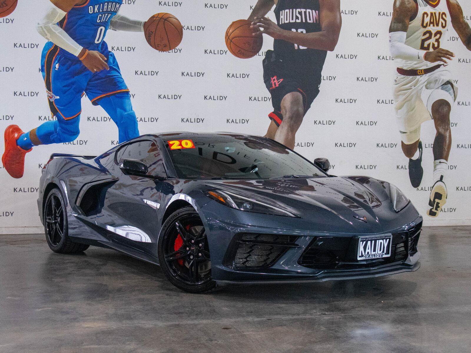 Used 2020 Chevrolet Corvette Stingray Preferred Cpe w/ 2LT Preferred Equipment Group RWD image 2