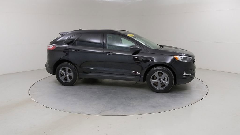 Certified 2023 Ford Edge SEL w/ Sport Appearance Package AWD/4WD image 11