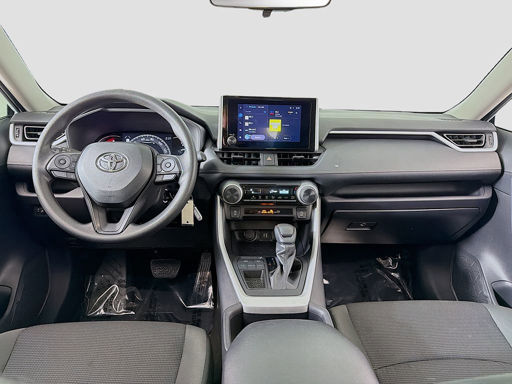 Used 2025 Toyota RAV4 LE image 22