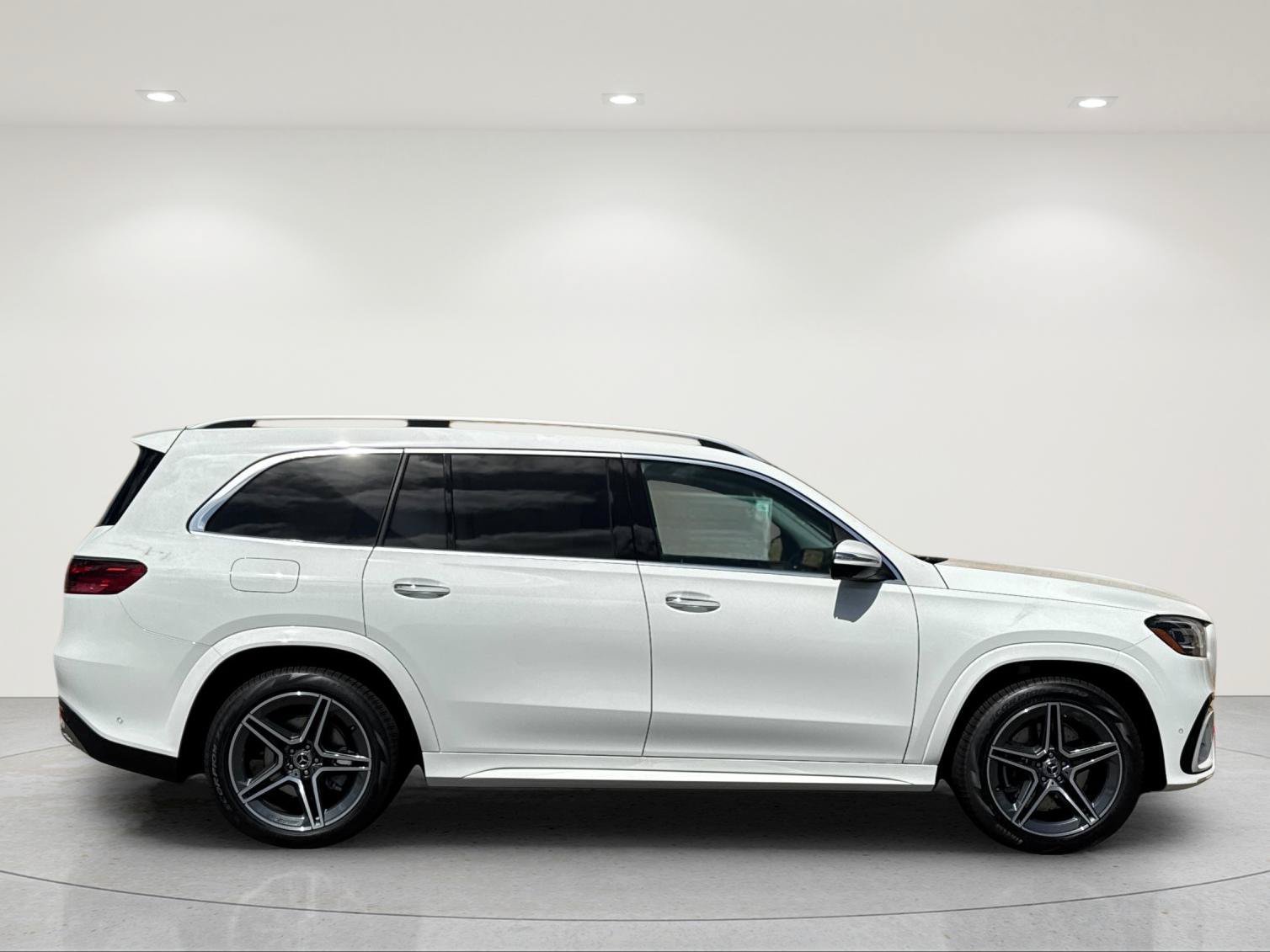 New 2026 Mercedes-Benz GLS 450 4MATIC image 7