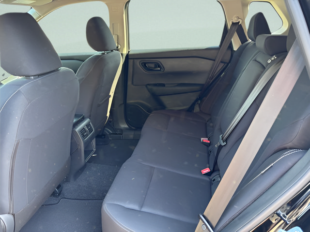Used 2026 Nissan Rogue S AWD/4WD image 5