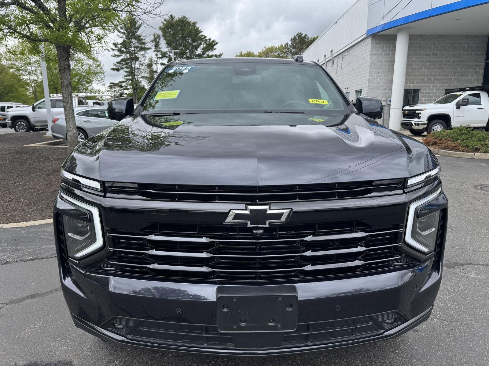 Used 2025 Chevrolet Tahoe RST w/ Comfort Package AWD/4WD image 2