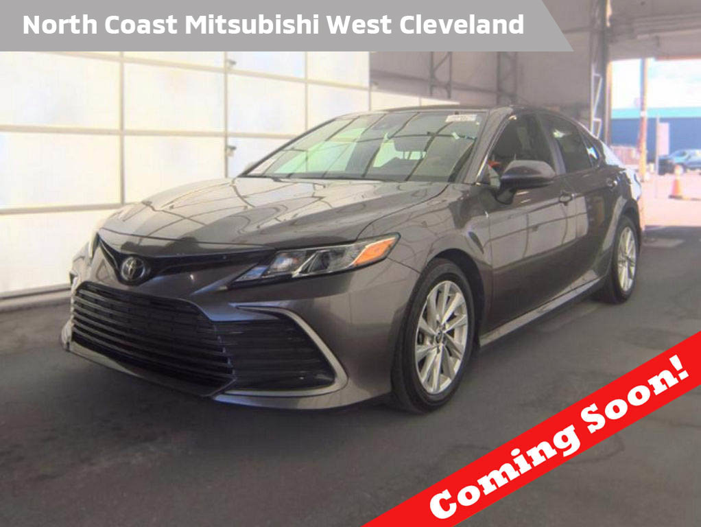 Used 2023 Toyota Camry LE FWD image 1