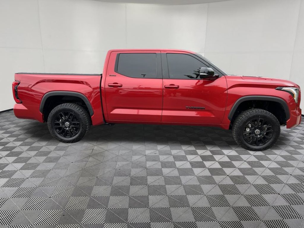 Used 2024 Toyota Tundra Limited AWD/4WD image 8