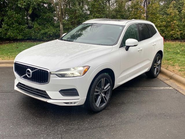 Used 2021 Volvo XC60 T5 Momentum w/ Protection Package Premier image 3