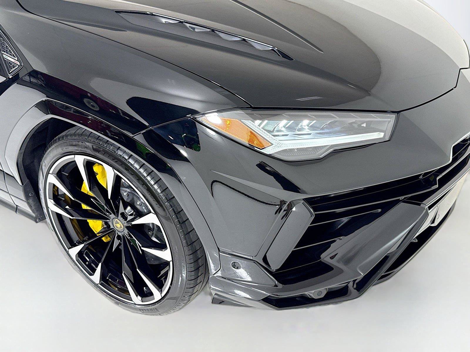 Used 2024 Lamborghini Urus S AWD/4WD image 40