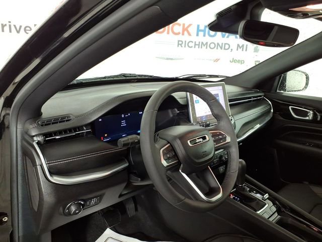 Used 2024 Jeep Compass Limited w/ High Altitude Package AWD/4WD image 13