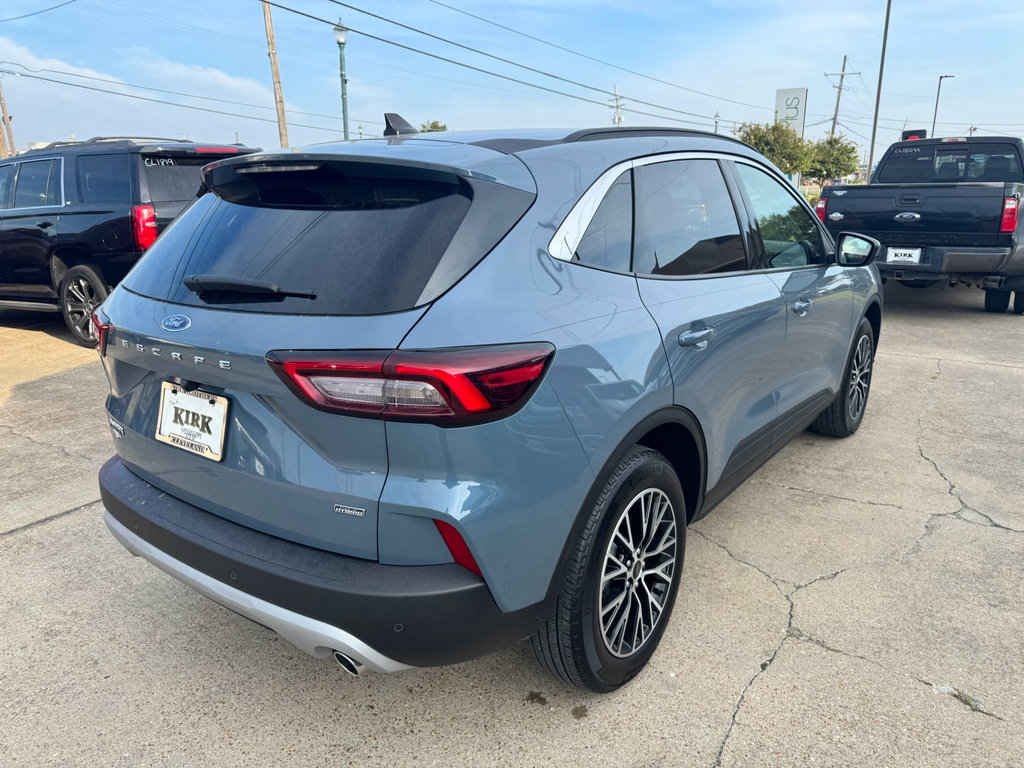 Used 2023 Ford Escape SE image 5