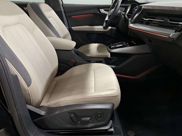 Used 2024 Audi Q4 e-tron Premium Plus w/ Premium Plus image 86