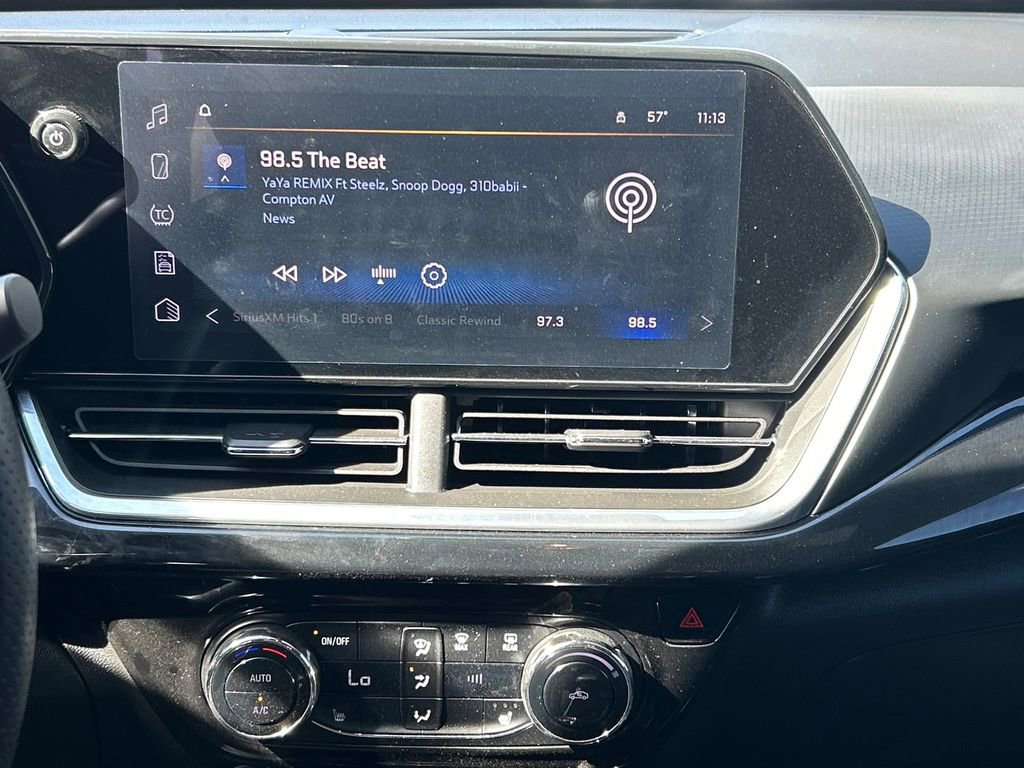 Used 2024 Chevrolet Trax RS image 19