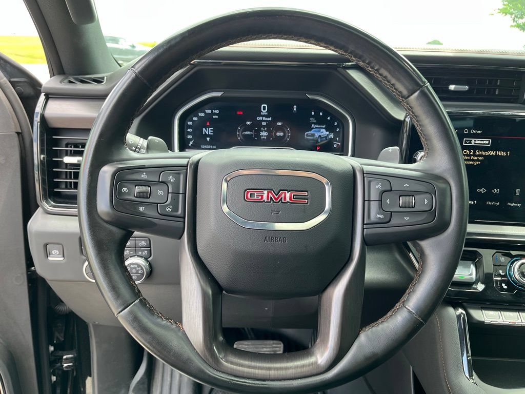 Used 2024 GMC Sierra 1500 AT4 w/ Technology Package AWD/4WD image 18