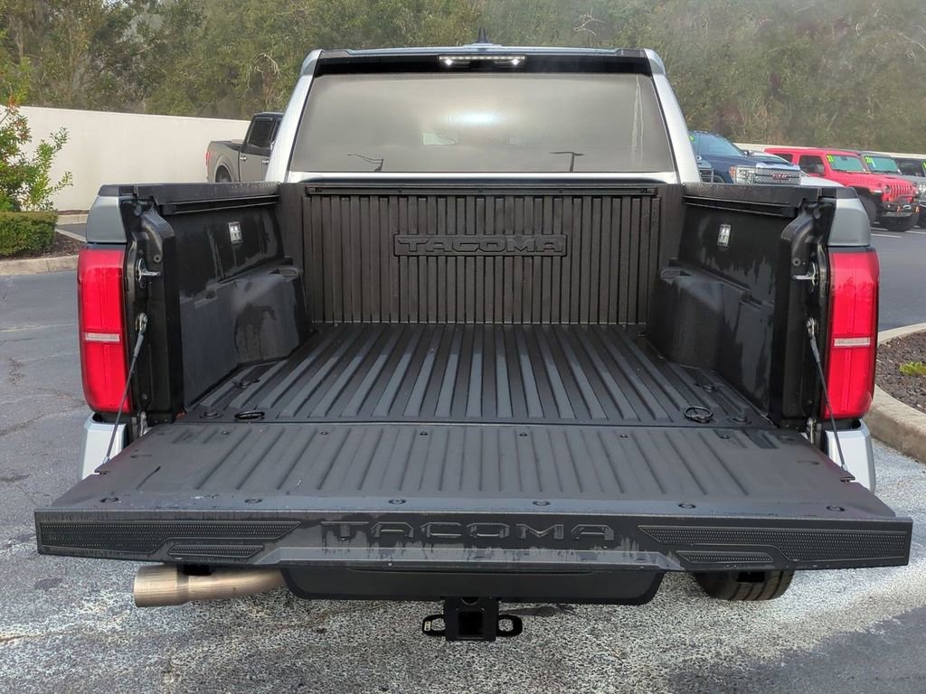 Used 2025 Toyota Tacoma SR5 image 13