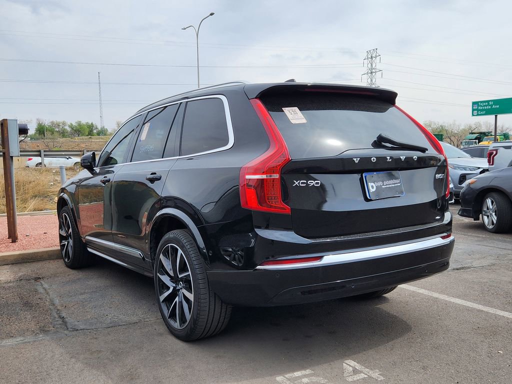 Used 2024 Volvo XC90 B5 Plus image 5