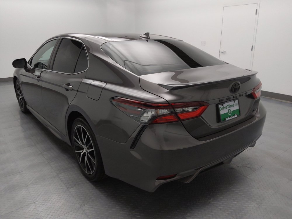 Used 2022 Toyota Camry SE FWD image 5