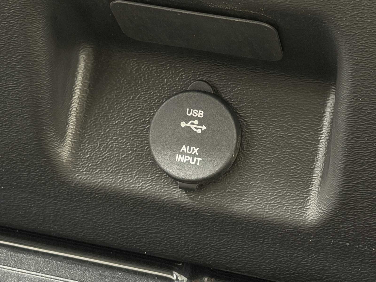 Used 2021 GMC Sierra 1500 AT4 w/ AT4 Premium Package AWD/4WD image 10