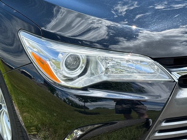 Used 2016 Toyota Camry LE FWD image 12