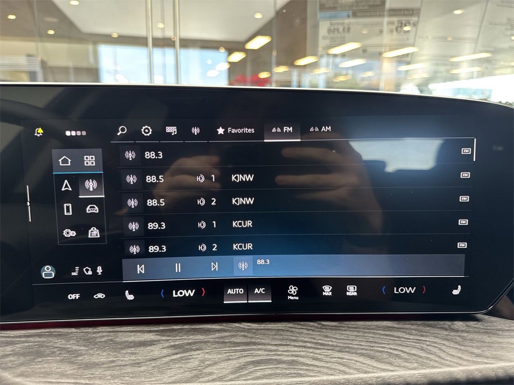 New 2025 Audi Q5 Premium image 16