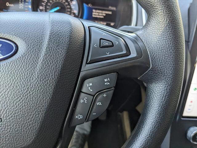 Used 2021 Ford Edge SE image 26