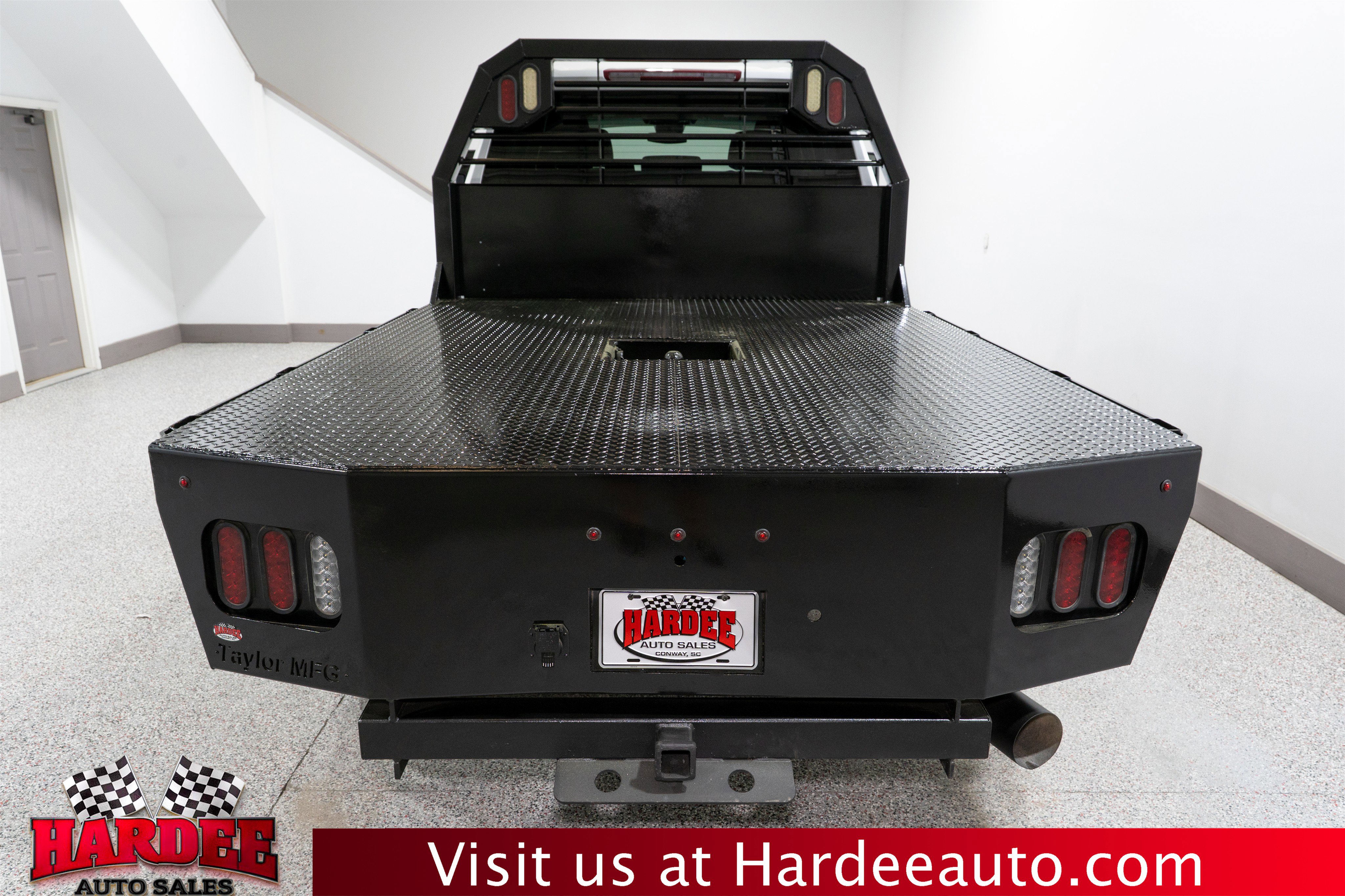 Used 2024 Chevrolet Silverado 2500 LT w/ Convenience Package image 4