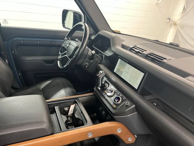 Used 2023 Land Rover Defender 110 X-Dynamic SE AWD/4WD image 23
