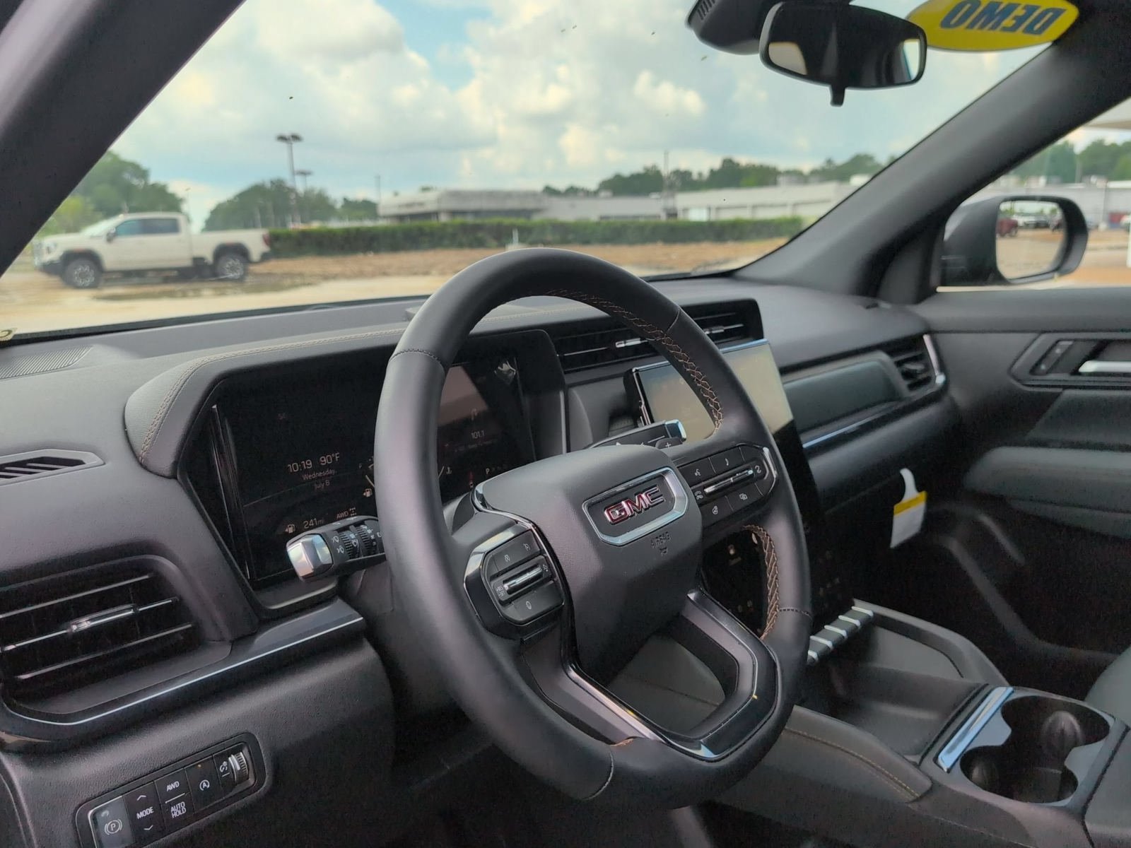 New 2026 GMC Terrain AT4 AWD/4WD image 11