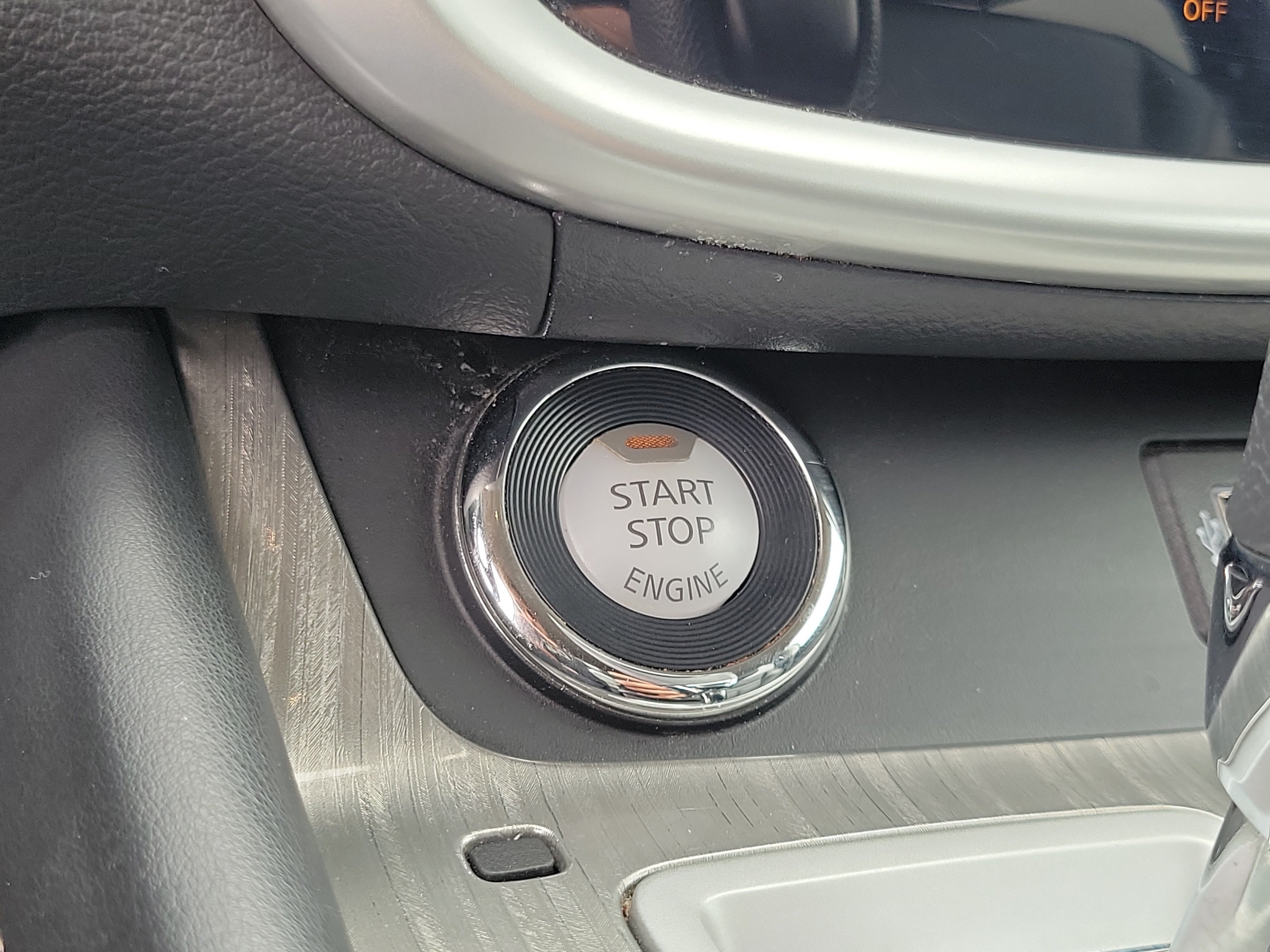 Certified 2018 Nissan Murano SL w/ Midnight Edition Package AWD/4WD image 28