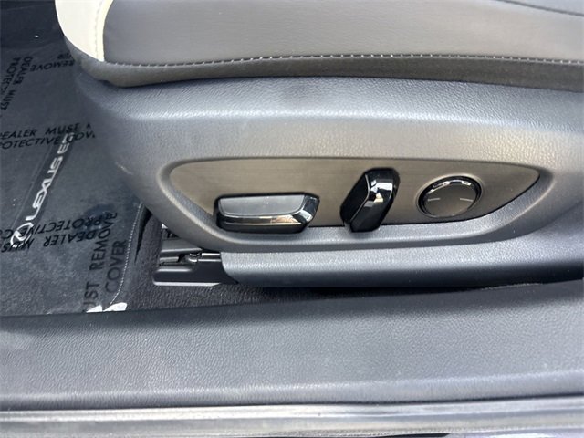 Certified 2023 Lexus ES 350 w/ Premium Package image 12