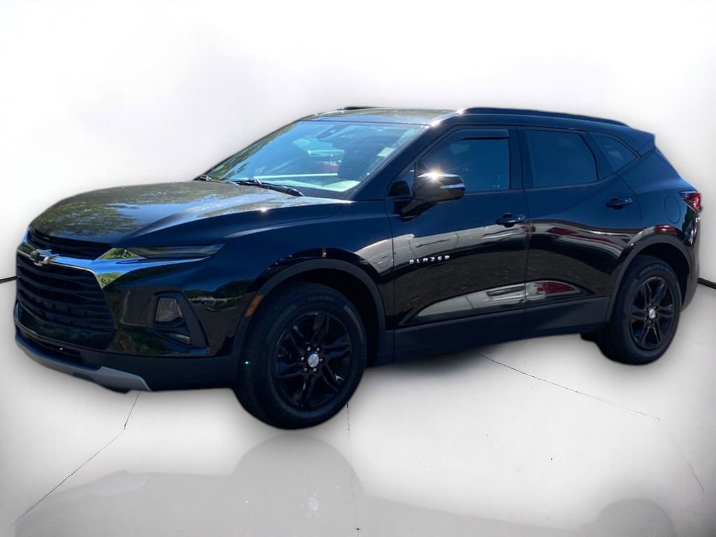 Used 2021 Chevrolet Blazer LT image 2