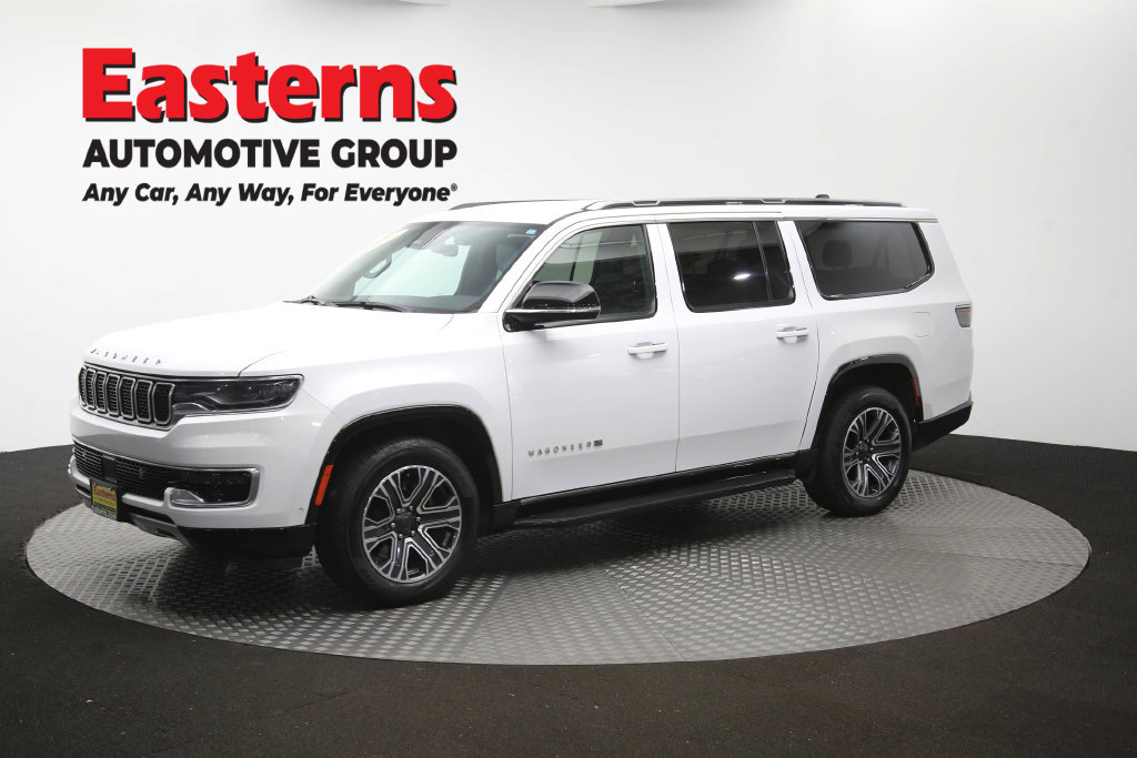 Used 2024 Jeep Wagoneer L Series II w/ Flexible Seating Group AWD/4WD image 65