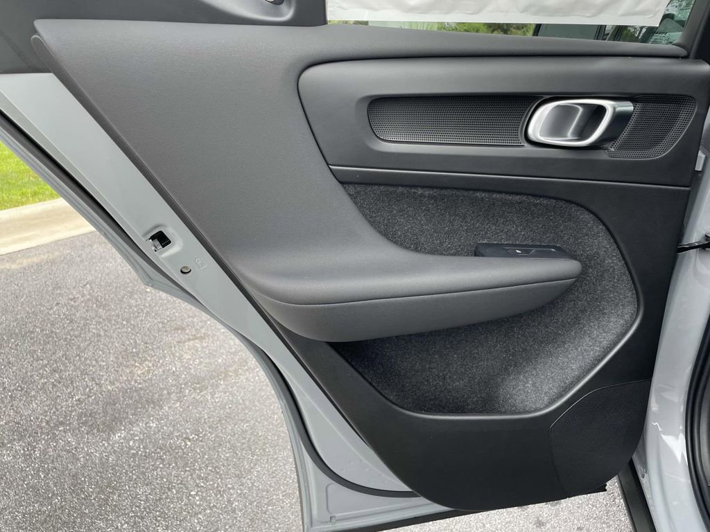 New 2026 Volvo XC40 B4 Plus w/ Protection Package Premier FWD image 2