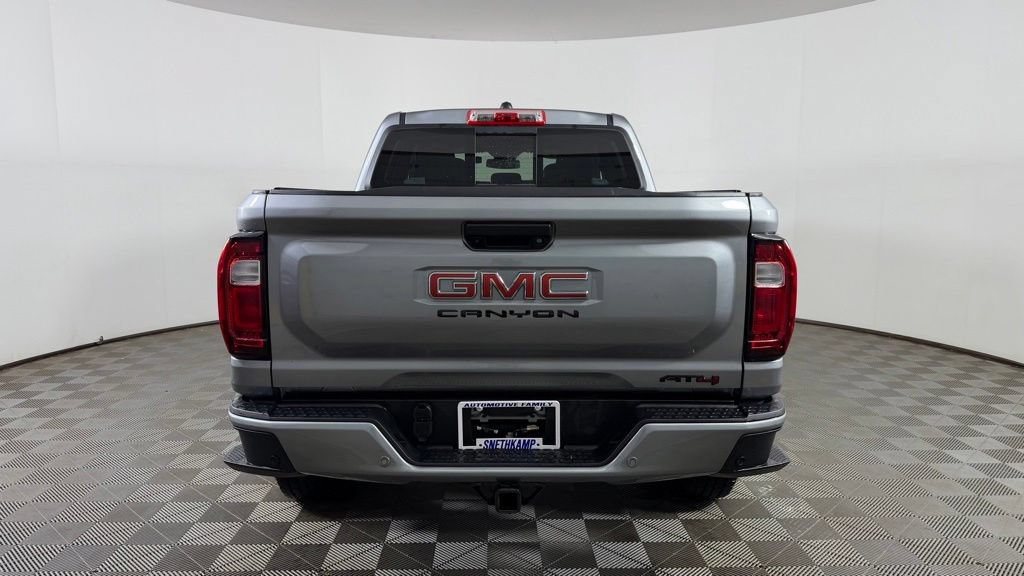 Used 2025 GMC Canyon AT4 AWD/4WD image 7