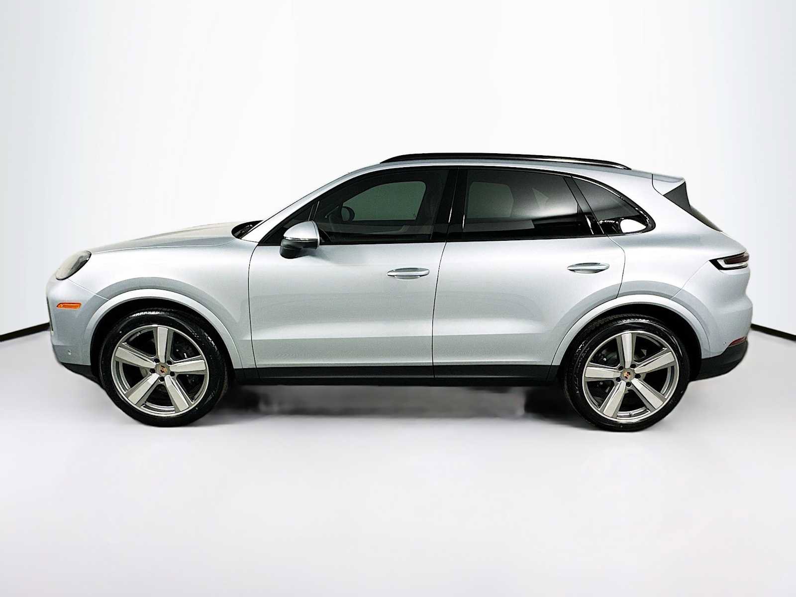 New 2026 Porsche Cayenne image 2