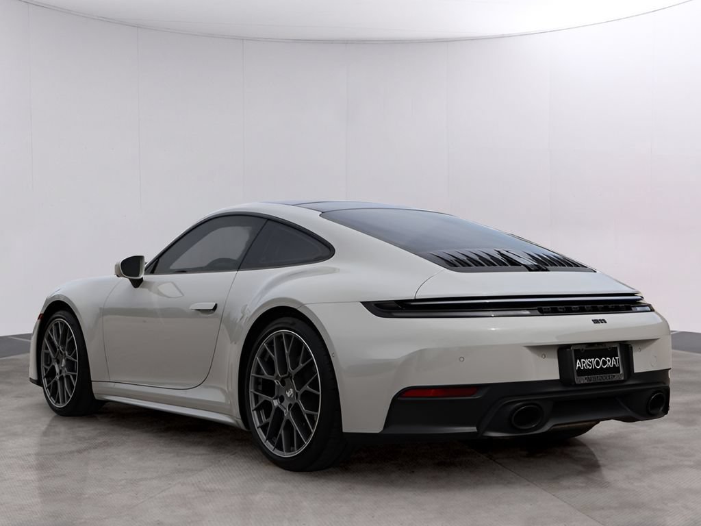 Certified 2025 Porsche 911 Carrera RWD image 3