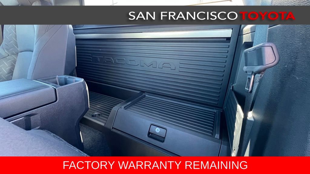 Used 2025 Toyota Tacoma SR image 12