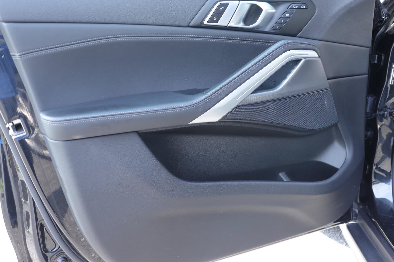 Used 2023 BMW X6 xDrive40i AWD/4WD image 7